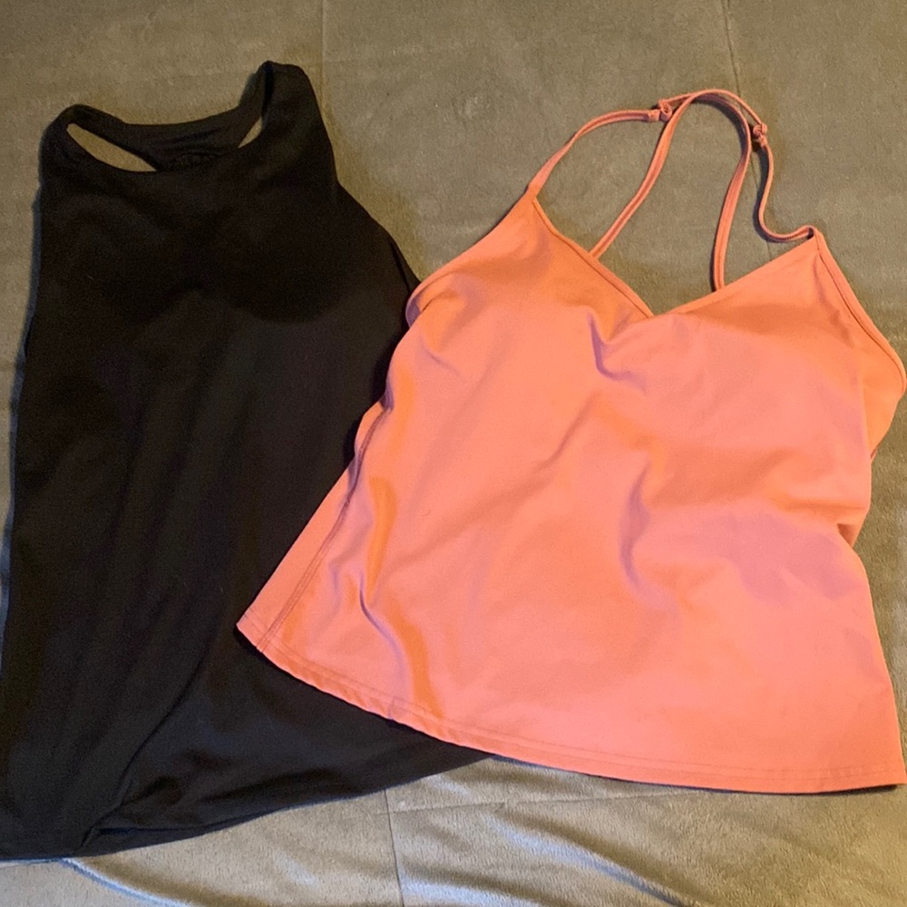 Old Navy Powersoft Tank Tops Medium